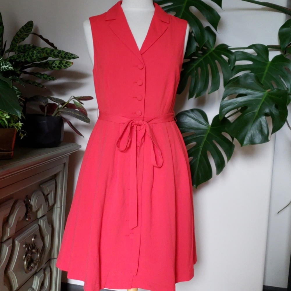 NWOT ModCloth "Key to Classic" Dress w/Pockets!